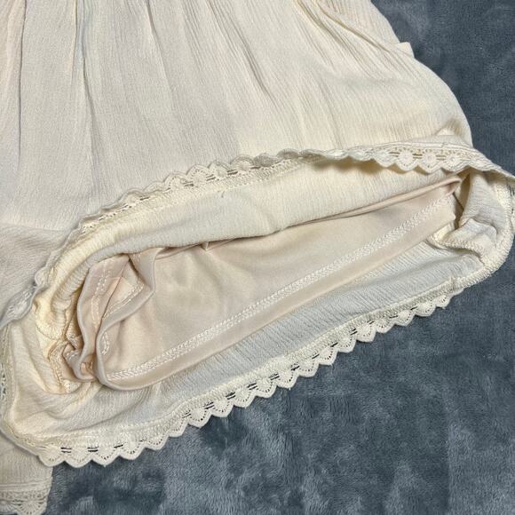 Women's High Rise Pull On Crochet Trim Shorts Sz XXS Boho Festival Coastal Beach - Picture 6 of 9